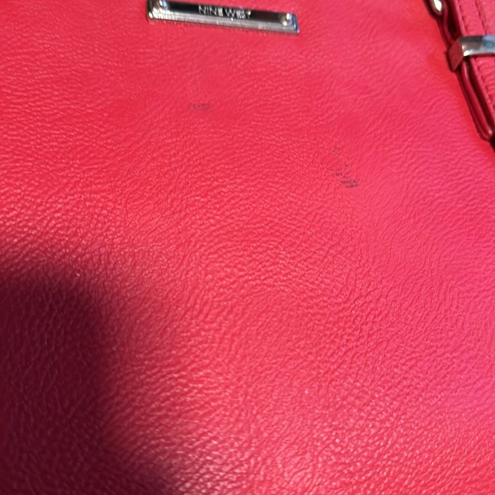 NINE WEST RED LEATHER TOTE - Picture 6 of 9